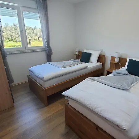Lejlighed Family-friendly With Swimming Pool Sveti Filip I Jakov, Biograd - 20967