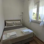 Family-friendly With Swimming Pool Sveti Filip I Jakov, Biograd - 20967 Apartman Sveti Filip i Jakov