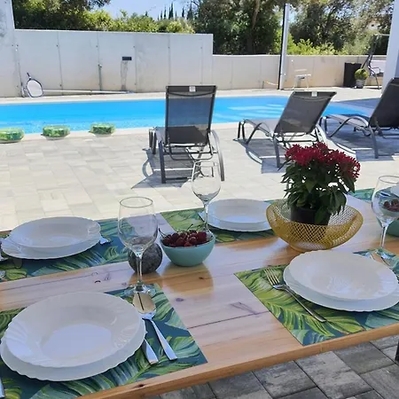 Apartman Family-friendly With Swimming Pool Sveti Filip I Jakov, Biograd - 20967 Sveti Filip i Jakov