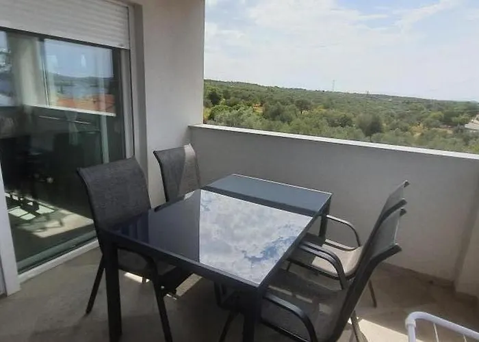 Family-friendly With Swimming Pool Sveti Filip I Jakov, Biograd - 20967 Апартаменты